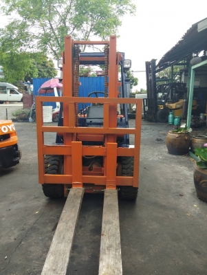 +++ ขายโฟล์คลิฟท์ FD30 ขนาด 3 ตัน เครื่องยนต์ดีเซล เสา 3 เมตร เกียร์ธรรมดา ยางตันครับ +++ ขายโฟล์คลิฟท์ FD30 ขนาด 3 ตัน เครื่องยนต์ดีเซล เสา 3 เมตร เกียร์ธรรมดา ยางตันครับ