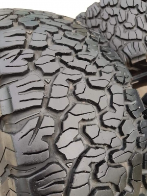 ขายยาง BF All KO2 ขนาด 265/75/16 สวยๆ ขายยาง BF All KO2 ขนาด 265/75/16 สวยๆ