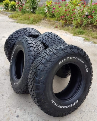 ขายยาง BF All KO2 ขนาด 265/75/16 สวยๆ ขายยาง BF All KO2 ขนาด 265/75/16 สวยๆ