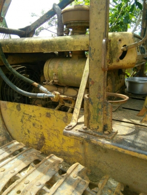 ขายรถแทรคเตอร์ KOMATSU D50A-15 ห้องเลี้ยวน้ำมัน ราคา 230000