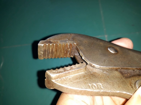 ขายคีมล็อกVISE GIRP 10R MADE IN USA. รุ่น3แถว มือสองสภาพดี