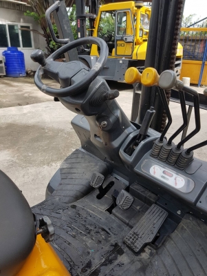 TCM FD30T3,,รถยกขนาด3ตัน,,,เครื่องดีเซล,,เกียร์ออโต้,,เสาสูง4เมตร,,,มีคอลโทลลองรับงาพิเศษ,,,เครื่องดีเกียร์ดี,,,รถนำเข้าพร้อมใช้งาน,,,สนใจติดต่อ☎️083-062-0223(ปอน)