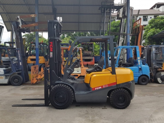 TCM FD30T3,,รถยกขนาด3ตัน,,,เครื่องดีเซล,,เกียร์ออโต้,,เสาสูง4เมตร,,,มีคอลโทลลองรับงาพิเศษ,,,เครื่องดีเกียร์ดี,,,รถนำเข้าพร้อมใช้งาน,,,สนใจติดต่อ☎️083-062-0223(ปอน)