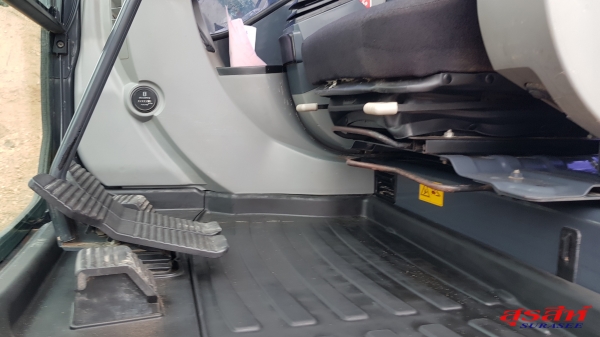 ขายรถแบคโฮ KOBELCO SK200-8 Yn12 Super 7,983 ชั่วโมง สภาพเทพบุตร สวย เดิม ๆ เอกสารเล่มทะเบียน