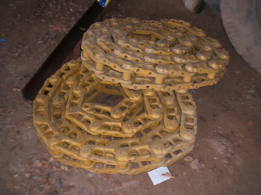 ขายอะไหล่ตัวเดินแม็คโคร PC 200-3 โคมัตสุ อุปกรณ์รถเกี่ยวข้าว ใบแท็ก