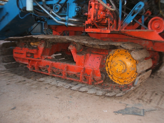 ขายรถเกี่ยวข้าวปานเจริญ อุ้ม 2.5 ตัน ตัวเดิน 12 HP ปั้มไดกิ๊นส์เบอร์ 22 เครื่องยนต์ JO8C