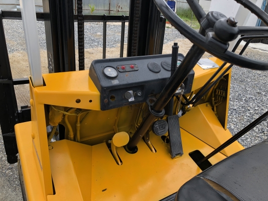 รถโฟล์คลิฟท์ 2 ตัน รถโฟล์คลิฟท์ 2 ตัน