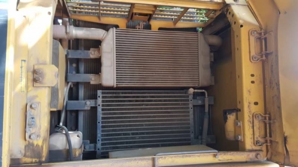 ขาย 1,450,000 KOMATSU pc 200-7 เอกสารแจ้งจำหน่าย ทำงาน 11,000 ชม. ไฟฟ้าครบ เครื่องดีมาก ปั้มแรงสุด เอวแน่น ช่วงล่างสวย รถสวยพร้อมใช้ รถอยู่ อุดร 090-772-3710 090-772-3708