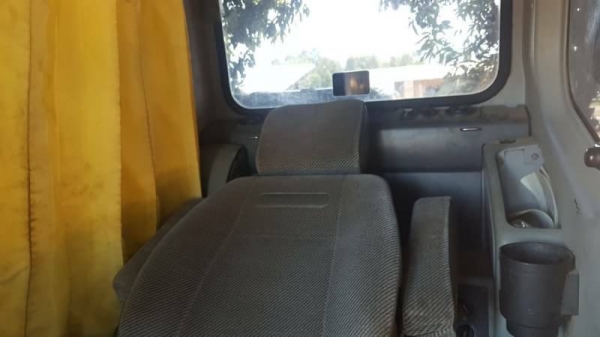 ขาย 1,450,000 KOMATSU pc 200-7 เอกสารแจ้งจำหน่าย ทำงาน 11,000 ชม. ไฟฟ้าครบ เครื่องดีมาก ปั้มแรงสุด เอวแน่น ช่วงล่างสวย รถสวยพร้อมใช้ รถอยู่ อุดร 090-772-3710 090-772-3708