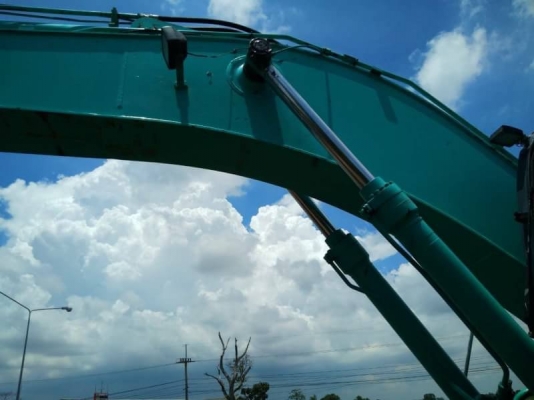 ขาย 1,390,000 KOBELCO sk 200-8 yn 11 อินวอยทร์ ทำงาน 12,000 ชม.ไฟฟ้าครบ เครื่องดี ปั้มแรง เอวแน่น ช่วงล่างเต็ม รถสวยพร้อมใช้มาก รถอยู่ บุรีรัมย์ 090-772-3710 090-772-3708