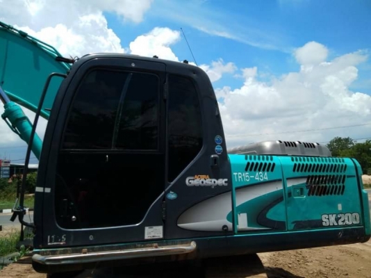 ขาย 1,390,000 KOBELCO sk 200-8 yn 11 อินวอยทร์ ทำงาน 12,000 ชม.ไฟฟ้าครบ เครื่องดี ปั้มแรง เอวแน่น ช่วงล่างเต็ม รถสวยพร้อมใช้มาก รถอยู่ บุรีรัมย์ 090-772-3710 090-772-3708