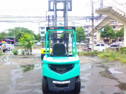 Mitsubishi รุ่นใหม่ล่าสุด ขนาด3ตัน เสาสูง3เมตร อุปกรณ์ไซค์ซิฟ เกียร์ออร์โต้ เครื่องยนต์ดีเซลS4S ยางตันใหม่4เส้น