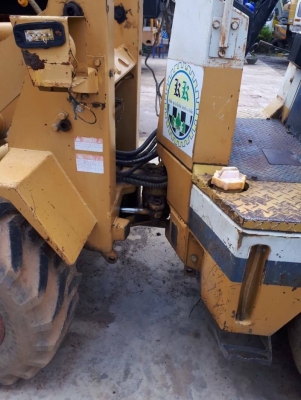 ขาย 285,000 รถตักล้อยางเอวอ่อน KOMATSU wa 30-2 เครื่องดี เกียร์แรง เอวแน่น ยางดี รถพร้อมใช้ รถอยู่ สระบุรี 090-772-3710 090-772-3708