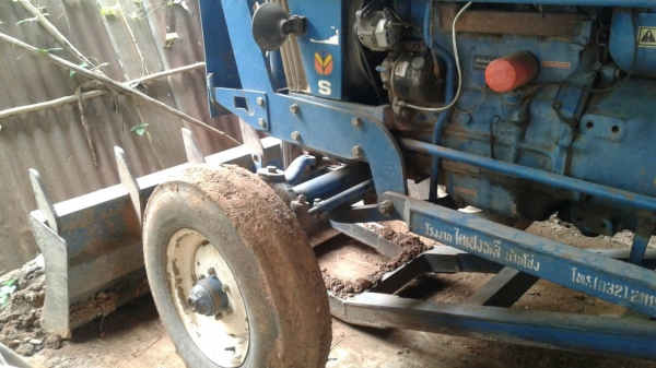 รถไถฟรอด6600 T5 รถไถฟรอด6600 T5