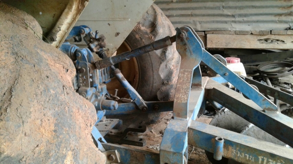 รถไถฟรอด6600 T5 รถไถฟรอด6600 T5