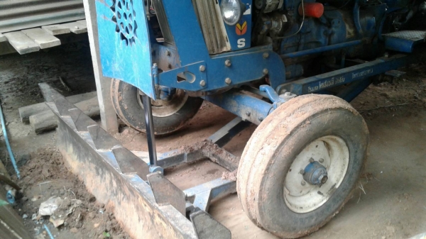 รถไถฟรอด6600 T5 รถไถฟรอด6600 T5