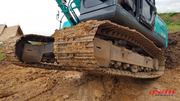ขายรถแบคโฮ KOBELCO SK200-8 Yn12 SuperX  สภาพนางฟ้า เอกสารเล่มทะเบียน