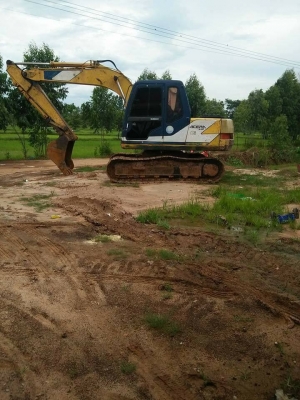 ขายรถขุด100-3มาร์คทรี เอกสารใบอินวอยซ์ ไฟฟ้า สภาพใช้งานปั๊มแห้ง เอวดี