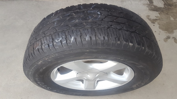 ขายล้อISUZU V Cross17 พร้อมยาง265/65/17 ปี 16   4 ล้อ