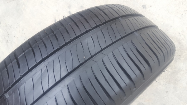 ขายยาง185/60/15 ปี 17 MICHERLIN XM2 4 เส้น ขายยาง185/60/15 ปี 17 MICHERLIN XM2 4 เส้น