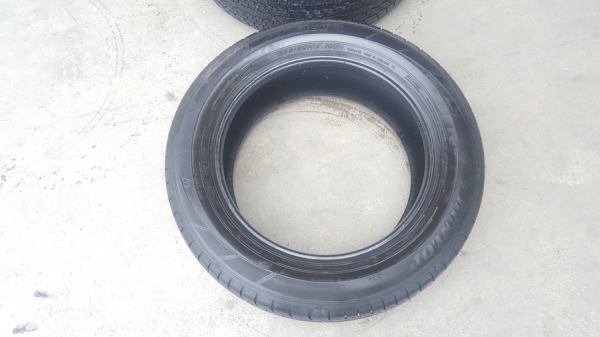 ขายยาง225/60/18 ปี 16 DUNLOP 4 เส้น