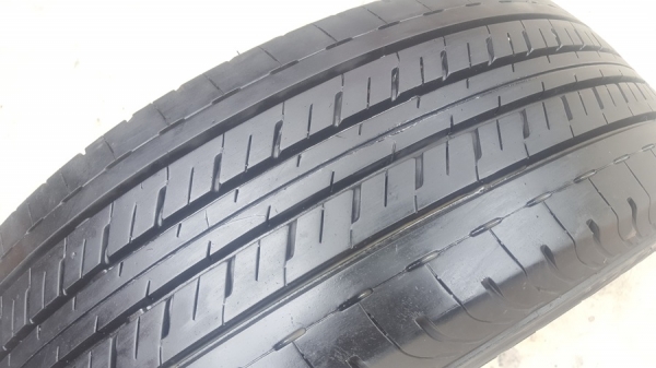 ขายยาง215/70/15 ปี 3217 BRIDGESTONE R611 4 เส้น