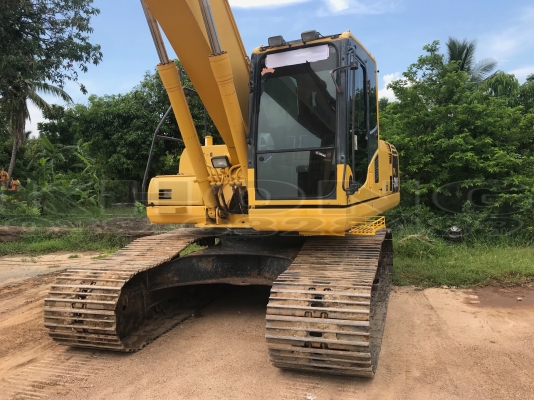 ขายด่วน รถแบคโฮ komatsu200 รุ่น 8 รถเจ้าของเดียวไม่รับจ้าง ใช้มา13000ชม เอกสารเล่มทะเบียนระบบครบ ขาย 1650000 บาท