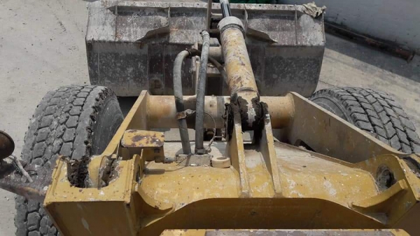 รถตักล้อยางเอวอ่อน KOMATSU WA100-1 รุ่นสุดยอดนิยม (รถใช้งานในโรงงานไม่ใช่รถลานมันนะครับ)