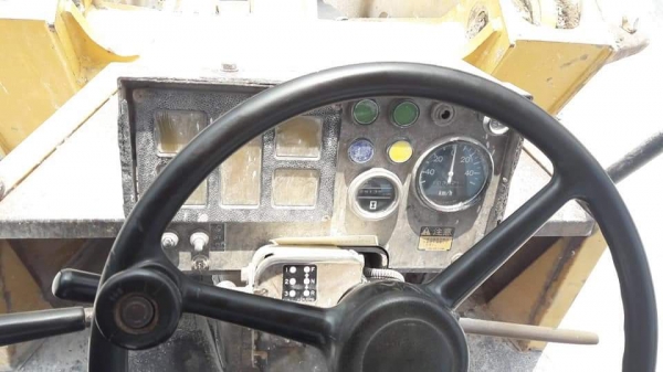 รถตักล้อยางเอวอ่อน KOMATSU WA100-1 รุ่นสุดยอดนิยม (รถใช้งานในโรงงานไม่ใช่รถลานมันนะครับ)