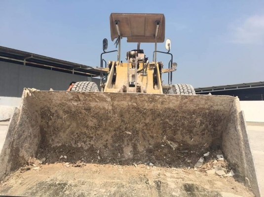 รถตักล้อยางเอวอ่อน KOMATSU WA100-1 รุ่นสุดยอดนิยม (รถใช้งานในโรงงานไม่ใช่รถลานมันนะครับ)