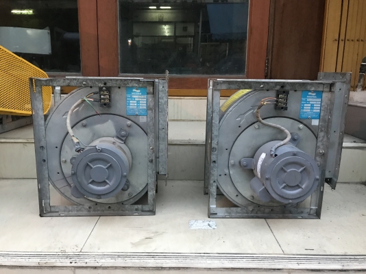 ขายพัดลมโบวเวอร์ดูด-เป่าอากาศ Nicotra 1/3HP. 220V ไฟบ้าน สภาพสวย หมุนนิ่ม พร้อมใช้งาน มี 2ตัวครับ ราคาตัวละ 2,300 บาท ขายพัดลมโบวเวอร์ดูด-เป่าอากาศ Nicotra 1/3HP. 220V ไฟบ้าน สภาพสวย หมุนนิ่ม พร้อมใช้งาน มี 2ตัวครับ ราคาตัวละ 2,300 บาท