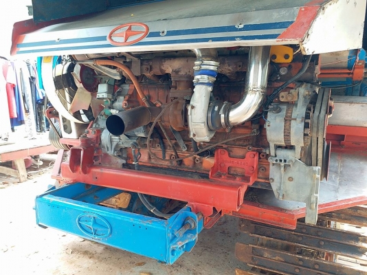 ขายรถเกี่ยวข้าวศักดิ์พัฒนาSS501 ปี52เครื่องอีซูซู230เทอร์โบว์ ช่วงล่าง10 ช่วงล่างดี