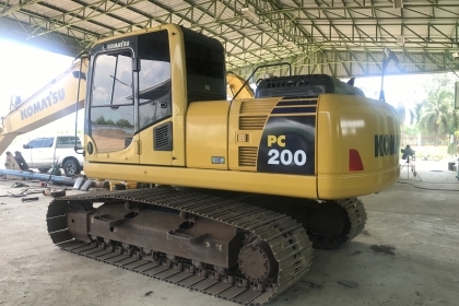 ขาย!! >>> Komatsu Pc200 รุ่น 8MO ไมล์ 5,400 ชม.(PM.7,000) <<< เบอร์ติดต่อ 098-7155789 086-4631102
