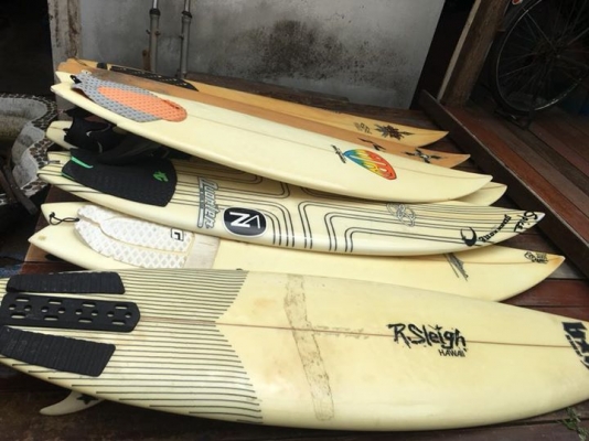 ขายกระดานโต้คลื่น Surfbord มือสอง JAPAN มี 7 แผ่น ขายกระดานโต้คลื่น Surfbord มือสอง JAPAN มี 7 แผ่น