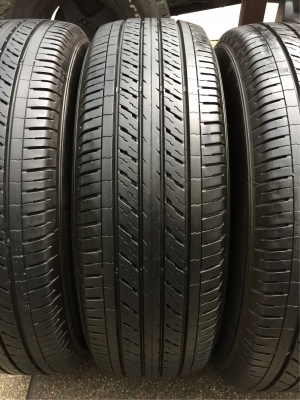 ยาง Dunlop 215 65 16 ปี17 ดอกเต็ม ใช้ยาว ราคาไม่แพง