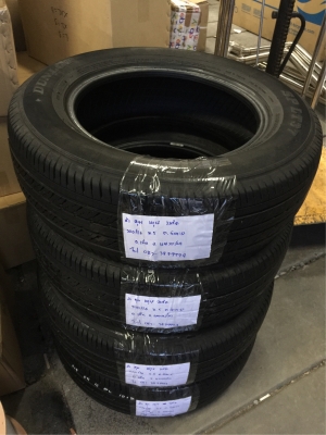 ยาง Dunlop 215 65 16 ปี17 ดอกเต็ม ใช้ยาว ราคาไม่แพง