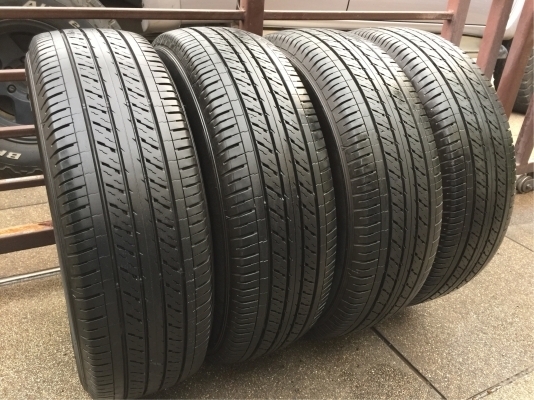 ยาง Dunlop 215 65 16 ปี17 ดอกเต็ม ใช้ยาว ราคาไม่แพง ยาง Dunlop 215 65 16 ปี17 ดอกเต็ม ใช้ยาว ราคาไม่แพง