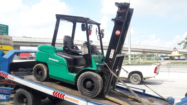 รถโฟคลิฟท์ มือ 2
