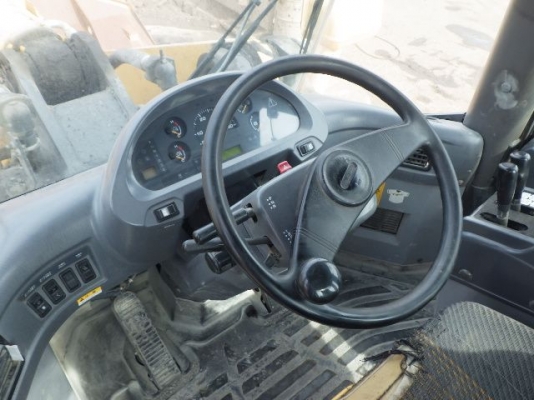 ขายรถตัก ยี่ห้อKOMATSU รุ่นWA480-5