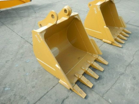 ขายบุ้งกี๋ใหม่แกะกล่อง  ใช้สำหรับรถขุด ไซค์ 100/120 ปากกว้าง 36นิ้ว  /5ฟัน ขายราคาถูก