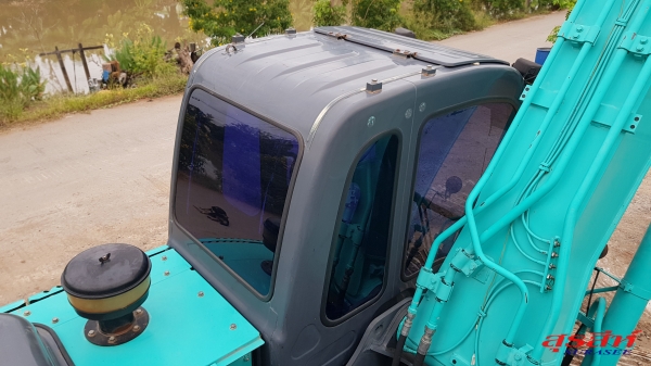 ขายรถแบคโฮ KOBELCO SK200-8 Yn12 SuperX สภาพนางฟ้า  เอกสารเล่มทะเบียน