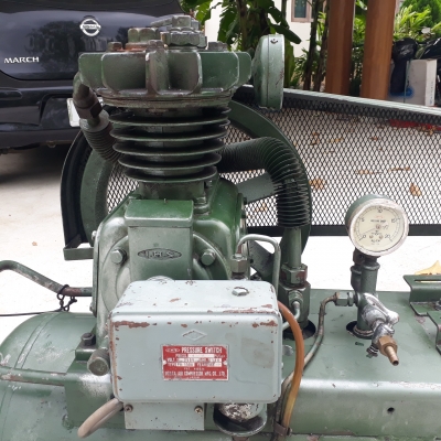 ปั้มลมลุกสุบ Iwata