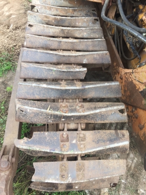 แทรคเตอร์ CAT D4E เครื่อง43V ตีนเป็ด เกียร์ตัด ใบมีดเอียงได้ ใช้งานได้ดี ลงงานได้เลย เอกสารซื้อขาย