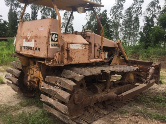แทรคเตอร์ CAT D4E เครื่อง43V ตีนเป็ด เกียร์ตัด ใบมีดเอียงได้ ใช้งานได้ดี ลงงานได้เลย เอกสารซื้อขาย