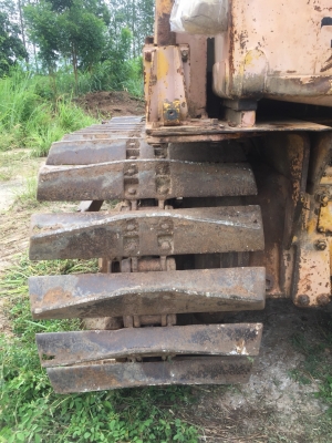 แทรคเตอร์ CAT D4E เครื่อง43V ตีนเป็ด เกียร์ตัด ใบมีดเอียงได้ ใช้งานได้ดี ลงงานได้เลย เอกสารซื้อขาย