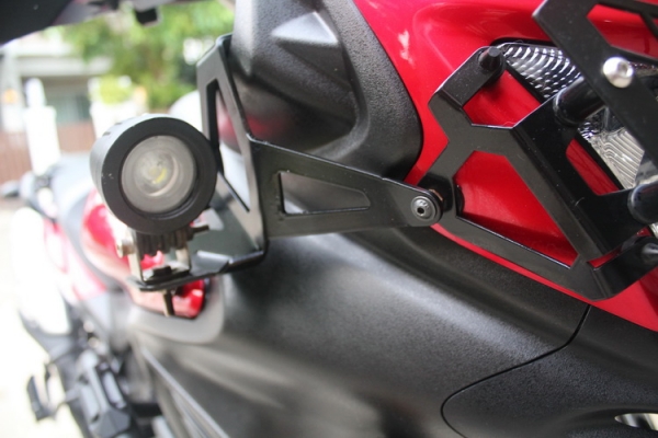 Suzuki V-Strom ปี 2015 รถสวย พร้อมใช้งาน