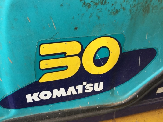 ขายด่วน รถฟอร์คลิฟต์ 3ตัน ยกได้ 6 เมตร. สภาพดี พร้อมใช้. เอกสารพร้อม. ติดต่อ. 0910617179