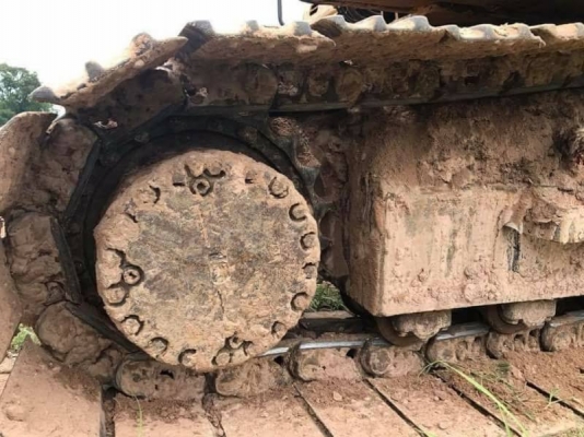 ขาย1,150,000 KOMATSU pc 200-7 เอกสารเล่มทะเบียน บูมอามร์สวย เอวแน่น ช่วงล่างสวย เครื่องปั้มแรง ไฟฟ้าครบแต่ต้องเช็คระบบนิดหน่อย  รถทำงานที่นครราชสีมา 090-772-3710 090-772-3708