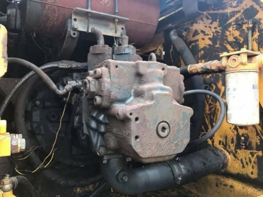 ขาย1,150,000 KOMATSU pc 200-7 เอกสารเล่มทะเบียน บูมอามร์สวย เอวแน่น ช่วงล่างสวย เครื่องปั้มแรง ไฟฟ้าครบแต่ต้องเช็คระบบนิดหน่อย  รถทำงานที่นครราชสีมา 090-772-3710 090-772-3708