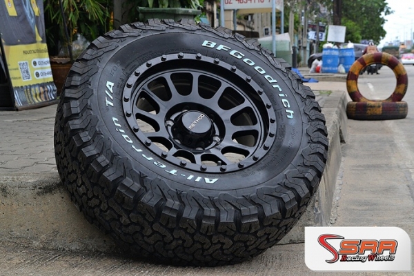 METHOO ZX035 ขอบ16 + ยางBF KO2 265/70R16 ชุดละ 38,000 บาท METHOO ZX035 ขอบ16 + ยางBF KO2 265/70R16 ชุดละ 38,000 บาท